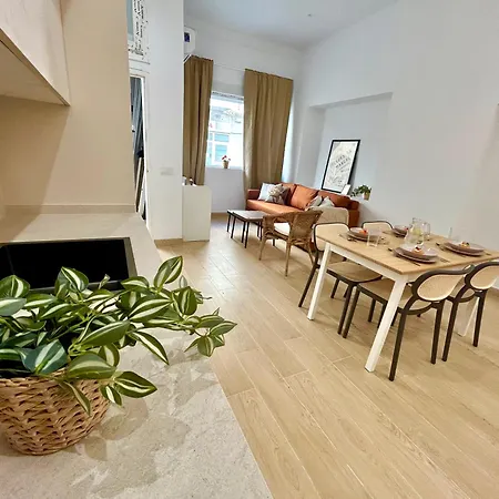 Gatu Estudios En Playa Victoria * 加的斯